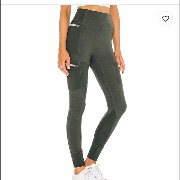 Free People Pants - Free People leggings. Hit the Trail - size XS ‼️BNWT‼️